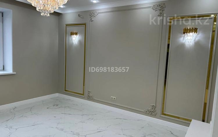 1-комнатная квартира · 54.3 м² · 2/5 этаж, Абулхаирхана 55 за 29.7 млн 〒 в Уральске — фото 20