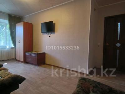 2-бөлмелі пәтер · 48 м² · 1/5 қабат, Титова. 130 — титова.сарокина.р.н.магаз.АККУ, бағасы: 15 млн ₸ в Семее