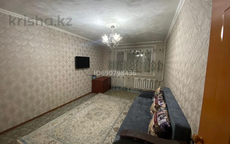 2-комнатная квартира, 70 м², 11/12 этаж помесячно, 15 мкрн 20