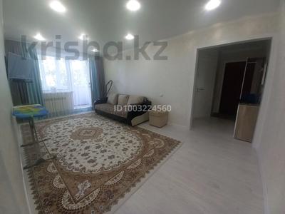 2-комнатная квартира · 51 м² · 2/5 этаж, Абая — Кенесары за 30 000 ₸ в Бурабае