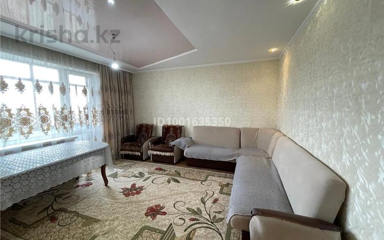 4-комнатная квартира · 81 м² · 8/9 этаж, мкр Юго-Восток, Мкр Степной 3 3 — Корзины за 300 000 ₸ в Караганде, Казыбек би р-н — фото 11