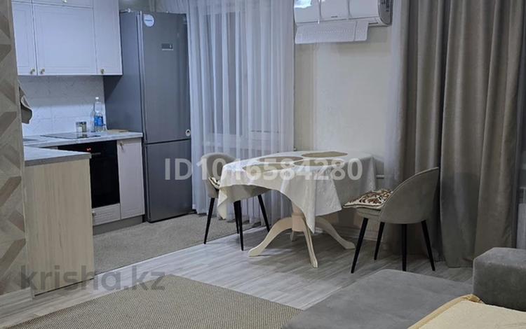 1-комнатная квартира · 35 м² · 5/5 этаж, Сагадат Нурмагамбетова 43 за 150 000 ₸ в Усть-Каменогорске, Ульбинский — фото 2