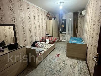 3-комнатная квартира, 56 м², 3/5 этаж, Алии Молдагуловой 6 за 22 млн 〒 в Шымкенте, Аль-Фарабийский р-н