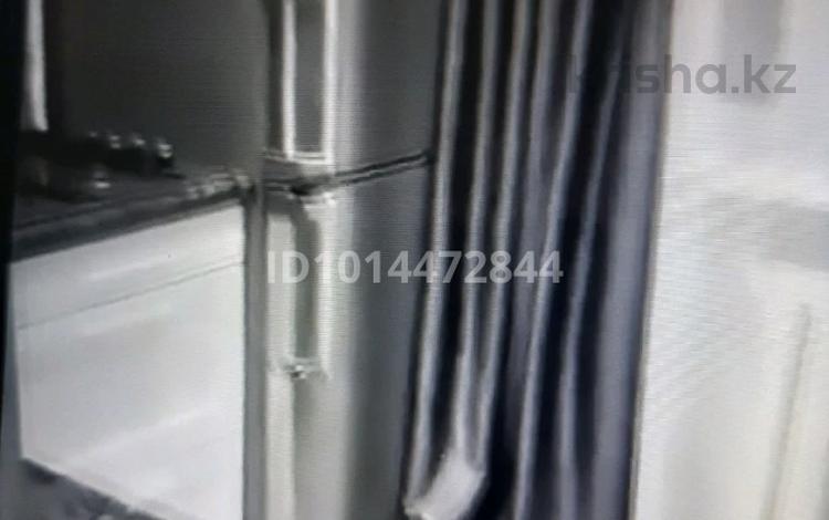 3-комнатная квартира · 72 м² · 2/3 этаж, Ади Шарипова 72 за 300 000 ₸ в Алматы, Алмалинский р-н — фото 2