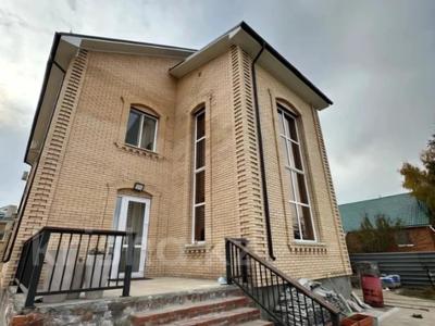 Отдельный дом · 6 комнат · 347.5 м² · 14 сот., Тепличная 26 за 140 млн 〒 в Костанае