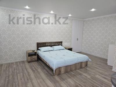 1-комнатная квартира · 32 м² · 2/4 этаж, Абая 35/2 — Маг. Денвик за 150 000 ₸ в Уральске, мкр Школьник