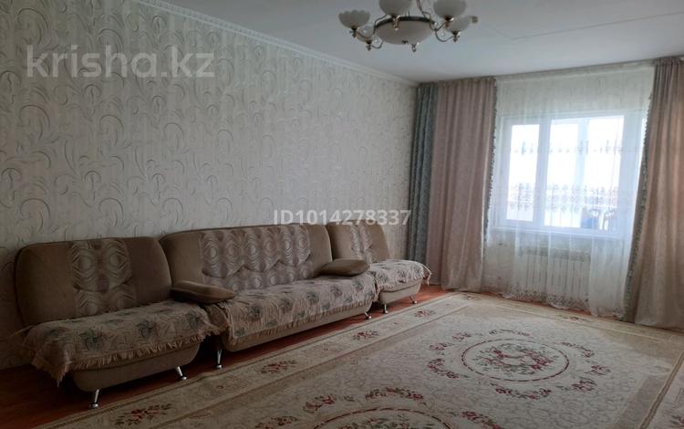 3-бөлмелі пәтер · 98 м² · 4/16 қабат, Алмагүл ш/а. 18, бағасы: 35 млн ₸ в Атырау, мкр. Алмагуль — фото 2