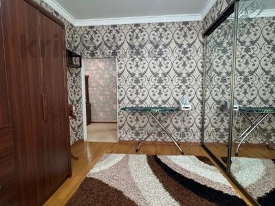 5-бөлмелі пәтер · 260 м² · 5/8 қабат, Алтын орда ш/а., Санкибай батыра, бағасы: 98 млн ₸ в Актобе, мкр. Алтын орда
