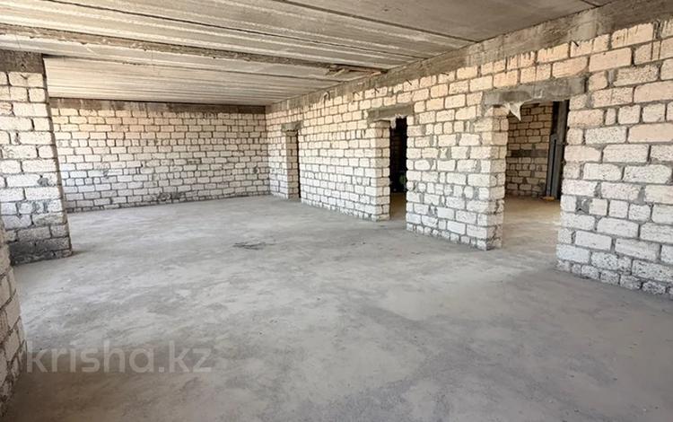 4-комнатная квартира · 144 м² · 5/7 этаж, 29а мкр 74 за 20 млн ₸ в Актау — фото 2