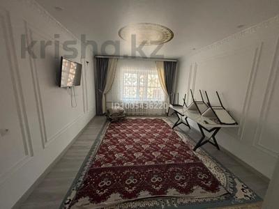 6-комнатная квартира · 102 м² · 6/9 этаж, 4 укр квартал 1 — Айтеке би за 29 млн 〒 в 