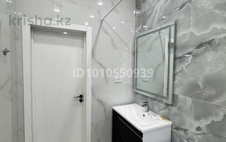 2-бөлмелі пәтер · 75.1 м² · 2/5 қабат, мкр. Алтын орда 23д, бағасы: 32 млн 〒 в Актобе — фото 2