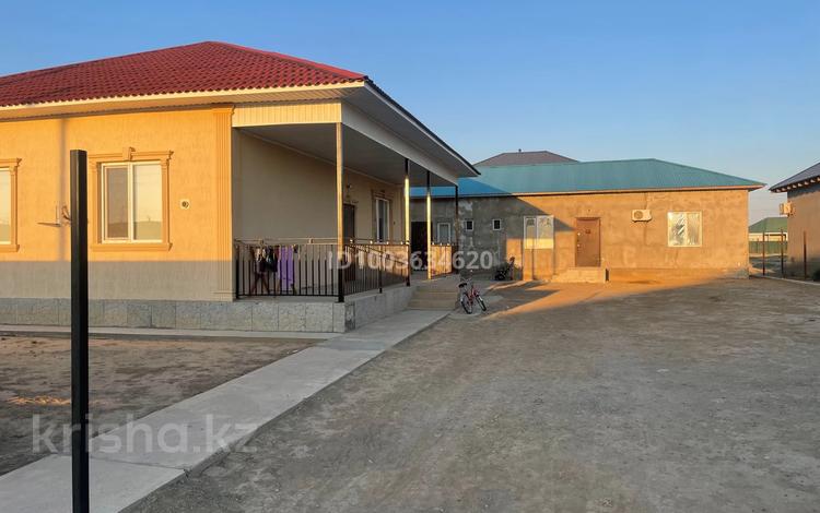 Отдельный дом · 4 комнаты · 120 м² · 8 сот., 2 праезд 5 — Еркынкала мешыты касында за 39.5 млн 〒 в Атырау — фото 2