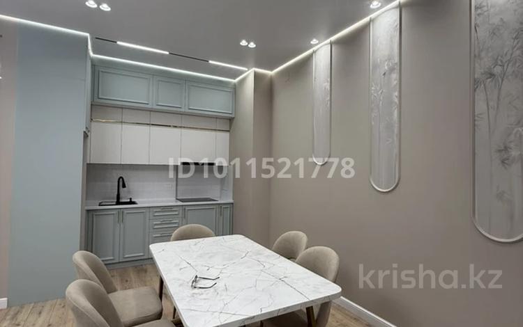 3-комнатная квартира · 86 м² · 2/3 этаж, 14-й мкр 99 — . за 68 млн 〒 в Актау — фото 2