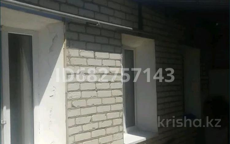 Отдельный дом · 3 комнаты · 120 м² · 8 сот., мкр. Зачаганск пгт, . Зачаганск пгт беляева 10 10 — Беляева10 за 25 млн 〒 в Уральске — фото 2