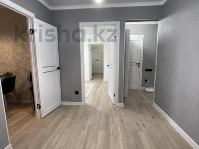 4-комнатная квартира, 97 м², 4/5 этаж, мкр 11 за 30.7 млн 〒 в Актобе, мкр 11