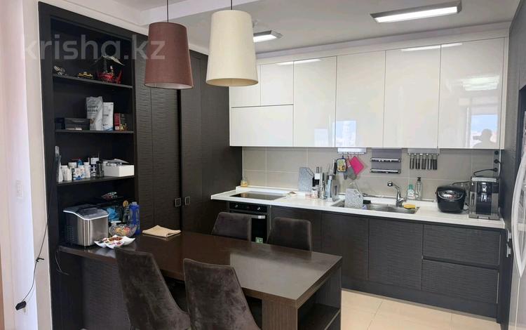 3-комнатная квартира · 90 м² · 20 этаж, Кошкарбаева 10 — Тауелсиздик за 75 млн ₸ в Астане, Сарайшык р-н — фото 2