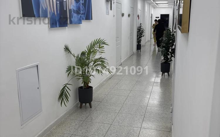 Медорталықтар мен дәріханалар · 300 м², бағасы: 7 млн ₸ в Атырау, мкр СМП 163 — фото 2