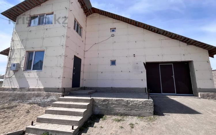 Отдельный дом · 4 комнаты · 222.9 м² · 10 сот., мкр Кунгей , ул. Елебекова 010 за ~ 60 млн ₸ в Караганде, Казыбек би р-н — фото 2
