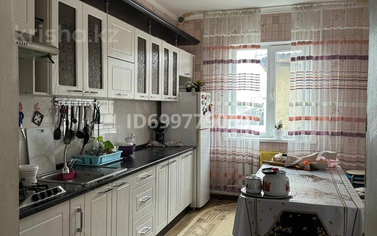 Отдельный дом · 8 комнат · 150 м² · 8 сот., Жангельдин 39 за 42 млн 〒 в Талгаре — фото 2