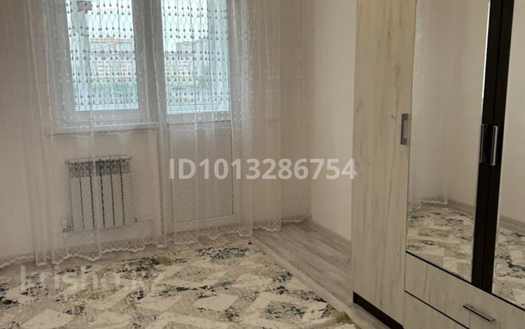 2-комнатная квартира · 53.8 м² · 3/9 этаж, 10 микрорайон 20 за 200 000 ₸ в Аксае — фото 3