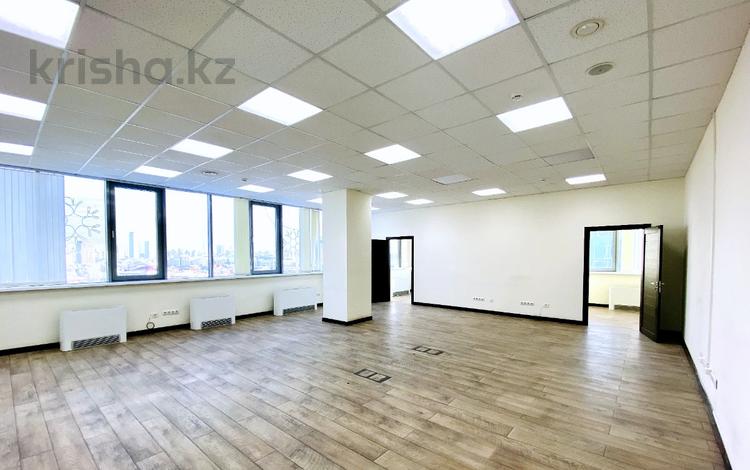 Офисы · 138 м² за ~ 1.9 млн ₸ в Астане, Нура р-н — фото 16