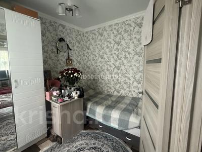 3-бөлмелі пәтер · 55.4 м² · 1/5 қабат, мкр Строитель, К.Миханова 118, бағасы: 18 млн ₸ в Уральске
