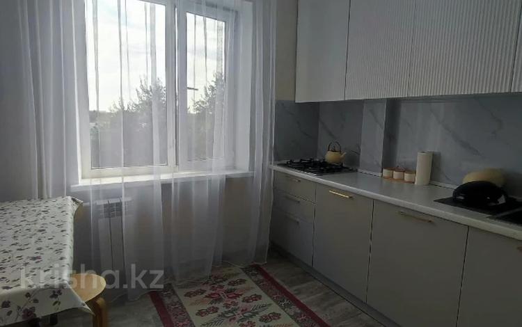 2-комнатная квартира · 53 м² · 4/9 этаж, мкр 12 28 за 19 млн ₸ в Актобе — фото 2