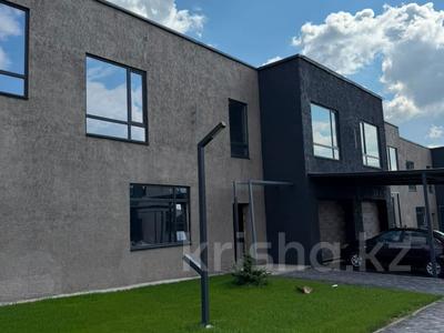 Үйдің бір бөлігі · 5 бөлме · 250 м² · 3 жүзд., Тепличная 10/1, бағасы: ~ 93.8 млн ₸ в Костанае