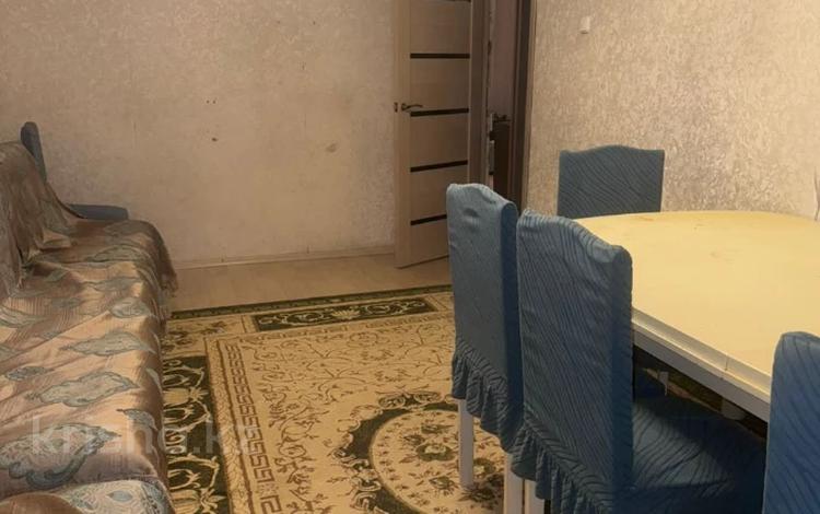 3-комнатная квартира · 62.5 м² · 4/5 этаж, Майкудук, 14й микрорайон — СШ№ 65, автостанция за 11.5 млн ₸ в Караганде, Алихана Бокейханова р-н — фото 2