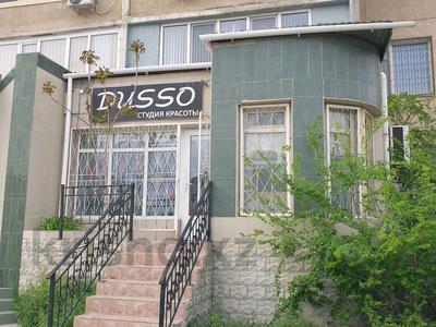 Свободное назначение, офисы, магазины и бутики, салоны красоты, медцентры и аптеки · 87.6 м² за 35 млн 〒 в Актау, 7-й мкр