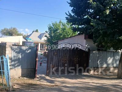 Продажа домов и дачи в Туркестанской обл.: Отдельный дом · 6 комнат · 200 м² · 10 сот., Ә.Молдпғұлова 24 за 25 млн 〒 Отдельный дом · 6 комнат · 200 м² · 10 сот., Ә.Молдпғұлова 24 за 25 млн 〒 в Шолаккоргане