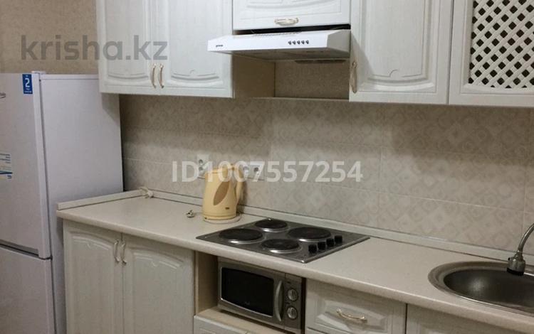 1-комнатная квартира · 43 м² · 3/18 этаж, Сауран 10 б за 260 000 ₸ в Астане, Есильский р-н — фото 4