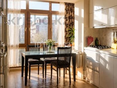 3-комнатная квартира · 72 м² · 5/5 этаж, Нурмакова 49 — Айтеке би за 400 000 ₸ в Алматы, Алмалинский р-н