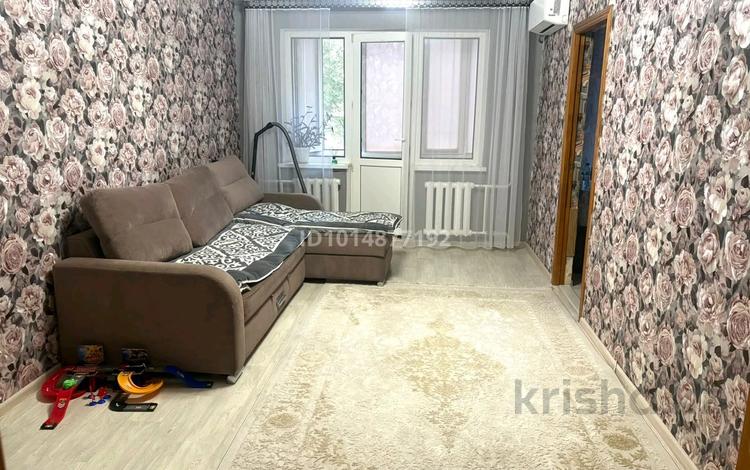 2-комнатная квартира · 44.4 м² · 2/5 этаж, мкр Айгуль 54 за 15.5 млн ₸ в Уральске — фото 2