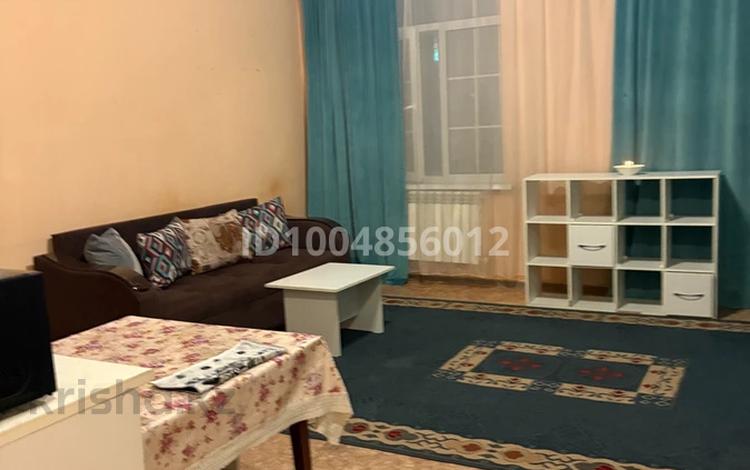 1-комнатная квартира · 30 м² · 3/3 этаж, Чаплина 20/65 — Сырдаринской за 150 000 ₸ в Алматы, Медеуский р-н — фото 2