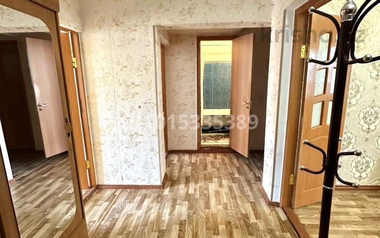 3-комнатная квартира · 61 м² · 4/5 этаж, Төле бт 145 А за 15 млн ₸ в  — фото 2