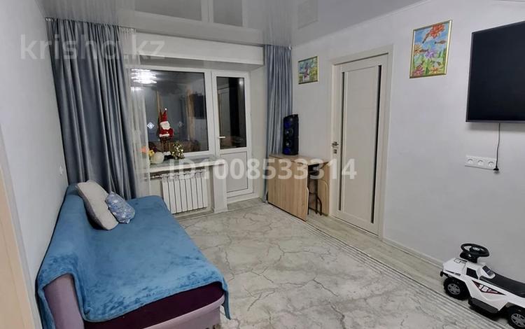 2-комнатная квартира · 40.82 м² · 4/5 этаж, Кабанбай батыра 109 — Центральный рынок за 16.5 млн ₸ в Усть-Каменогорске, Ульбинский — фото 2