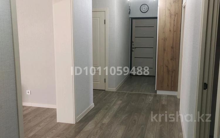 4-бөлмелі пәтер · 130 м² · 1/9 қабат, мкр. Алтын орда, Батыс 2 340 б, бағасы: 60 млн ₸ в Актобе — фото 2