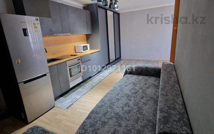 1-комнатная квартира · 42.6 м² · 9/10 этаж, мкр Аксай-5, мкр Аксай, Б. Момышулы 25 за 33 млн ₸ в Алматы, Ауэзовский р-н — фото 2