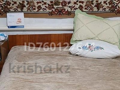 Отдельный дом · 3 комнаты · 60 м² · 6 сот., Маншук Маметовой 46 — Пересечение улиц Громова-Маншук Маметовой за 18 млн 〒 в Таразе