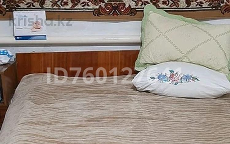 Отдельный дом · 3 комнаты · 60 м² · 6 сот., Маншук Маметовой 46 — Пересечение улиц Громова-Маншук Маметовой за 18 млн 〒 в Таразе — фото 2