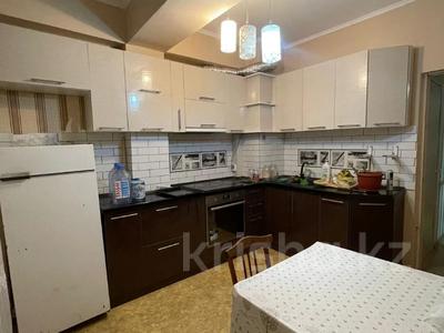 2-комнатная квартира, 56.2 м², 4/9 этаж, Казыбек би 48 за 24.4 млн 〒 в Усть-Каменогорске