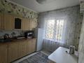 2-комнатная квартира · 45 м² · 3/5 этаж, Назарбаева 3/1 — Район Дворца спорта. Напотив "Даниэля", за магазином "Статус". за 14 000 ₸ в Усть-Каменогорске — фото 4