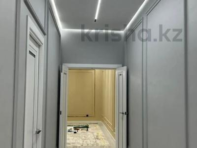 2-бөлмелі пәтер · 100 м² · 1/5 қабат, мкр. Алтын орда, бағасы: 35.5 млн ₸ в Актобе