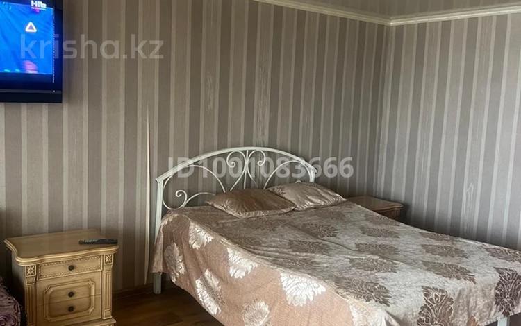 1-комнатная квартира · 36 м² · 10/10 этаж, 11-й мкр 8б за 7.5 млн ₸ в Актау — фото 2