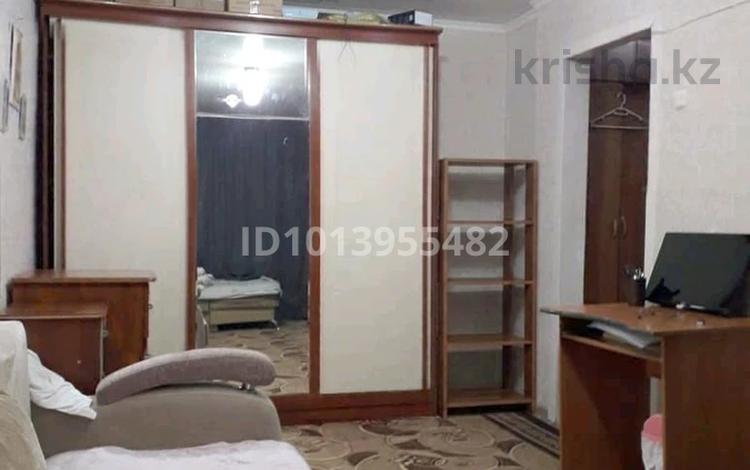 1-бөлмелі пәтер · 30 м² · 3/5 қабат, Юбилейный 3 1 — ТЦ "Балапарк", бағасы: 10 млн ₸ в Кокшетау — фото 2