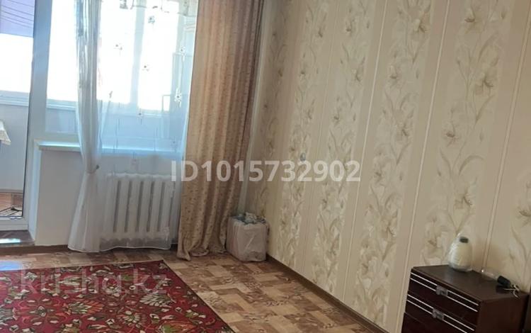 3-комнатная квартира · 67 м² · 8/9 этаж, мкр Строитель за 18 млн ₸ в Уральске — фото 2