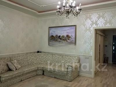 3-бөлмелі пәтер · 120 м² · 12/17 қабат, Муканова, бағасы: 101 млн ₸ в Алматы, Алмалинский р-н