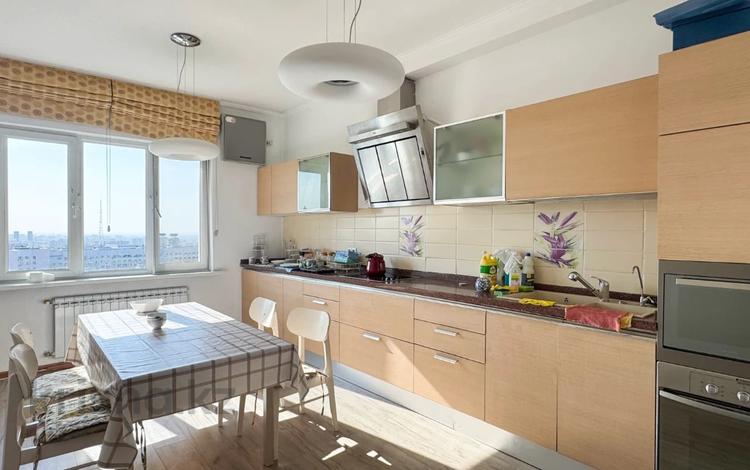 3-комнатная квартира · 150 м² · 13/17 этаж, Проспект Достык 128 — Жолдасбекова за 700 000 ₸ в Алматы, Медеуский р-н — фото 19