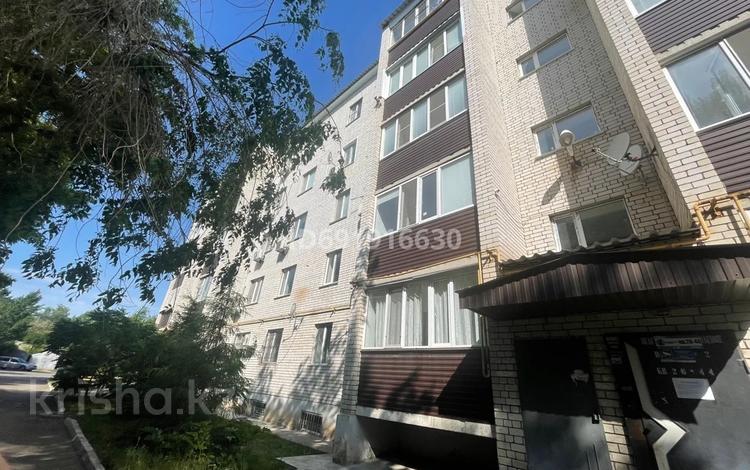 2-комнатная квартира · 56 м² · 5/5 этаж, мкр Северо-Восток 44 за 21 млн ₸ в Уральске — фото 2